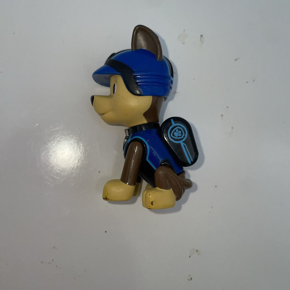 Disney Junior SML Chase cop dog Paw Patrol toy figure